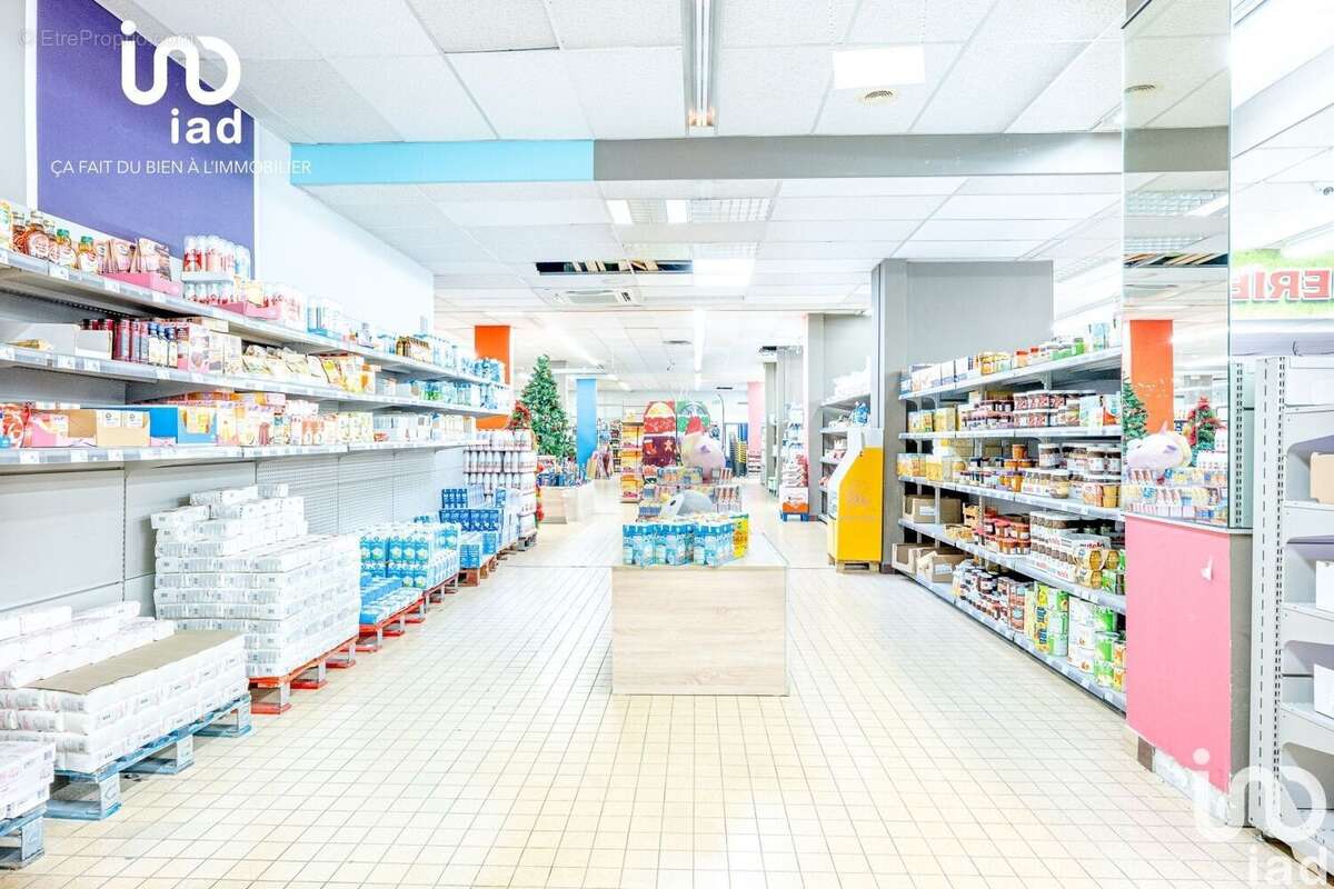 Photo 2 - Commerce à EMBRUN