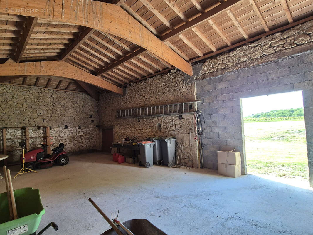 Maison à CAUMONT