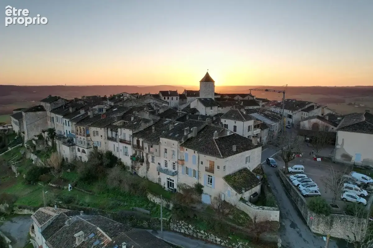 Lauzerte - Vue imprenable pour cette Bâtisse de village du Quercy - photo 4