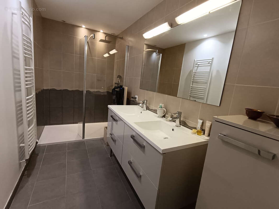 Maison à LA BACONNIERE