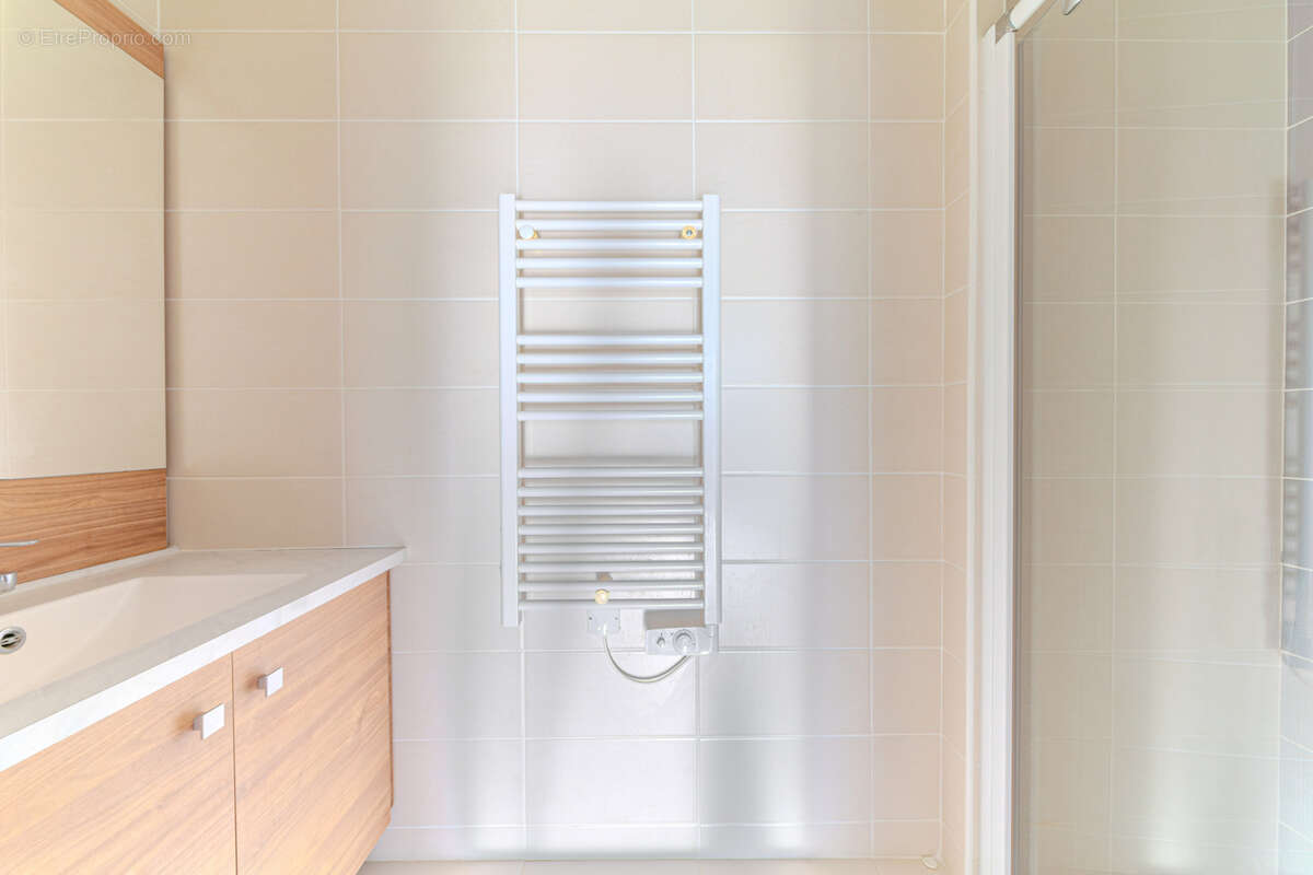 Appartement à JUVIGNAC