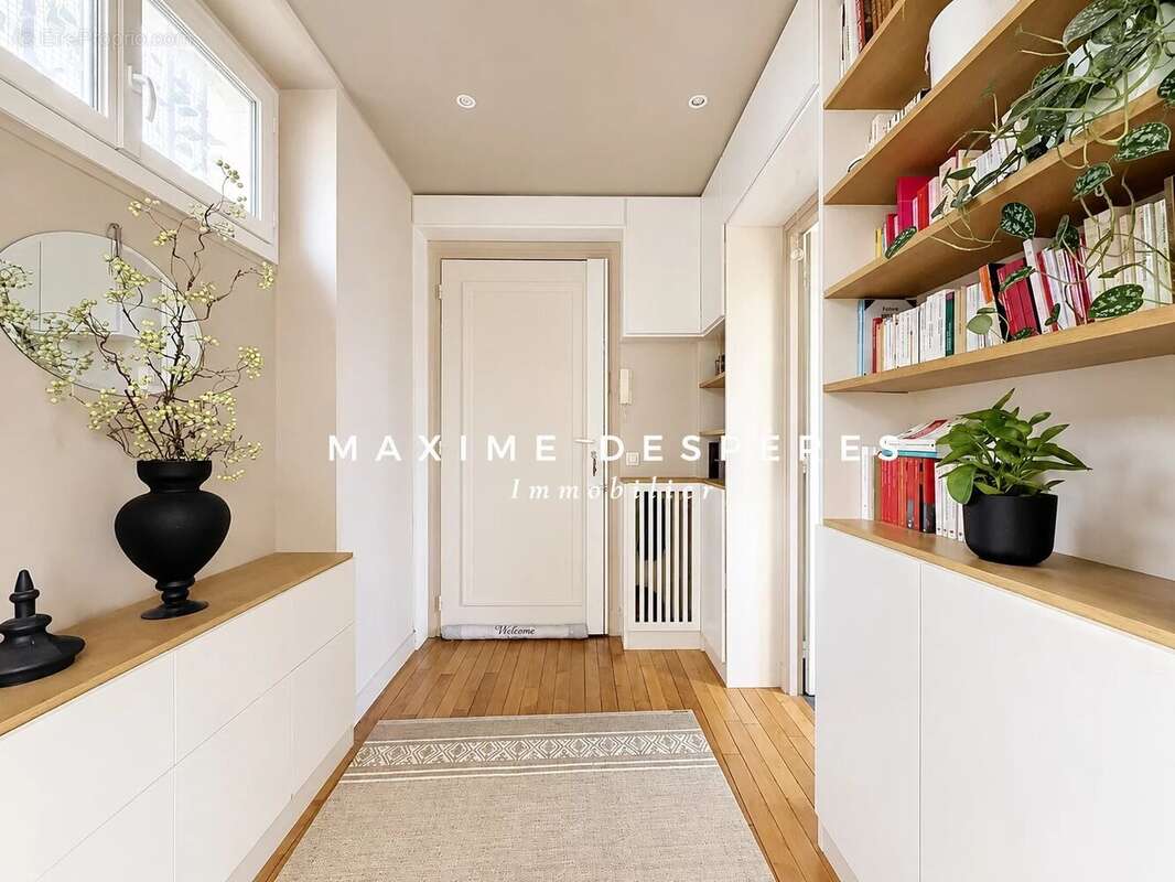 Appartement à NEUILLY-SUR-SEINE
