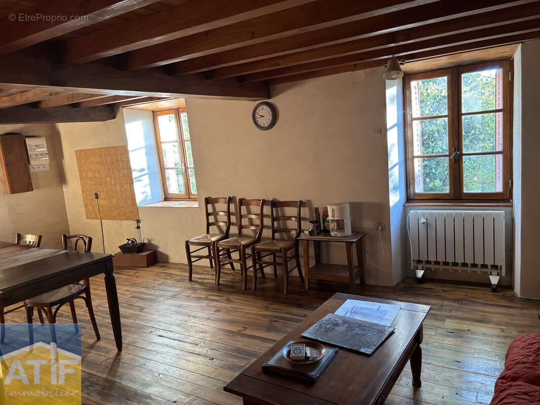 Maison à SAINT-DIDIER-SUR-ROCHEFORT