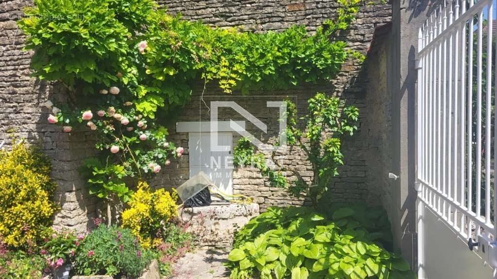 Maison de village en pierres - photo 19