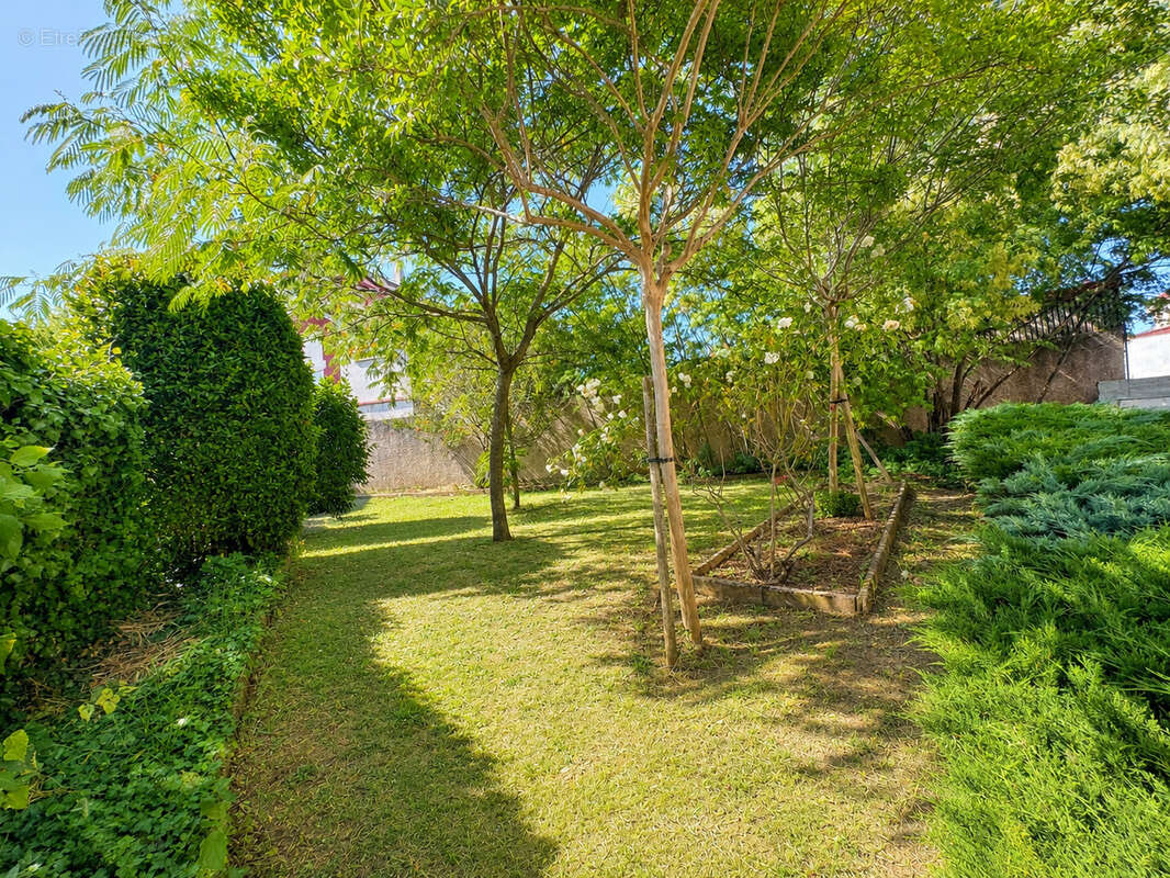 Appartement à SAINT-MAURICE-L'EXIL
