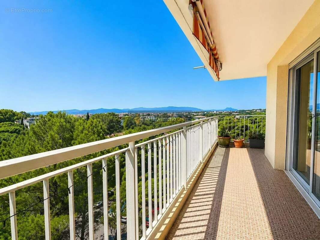Appartement à SAINT-RAPHAEL