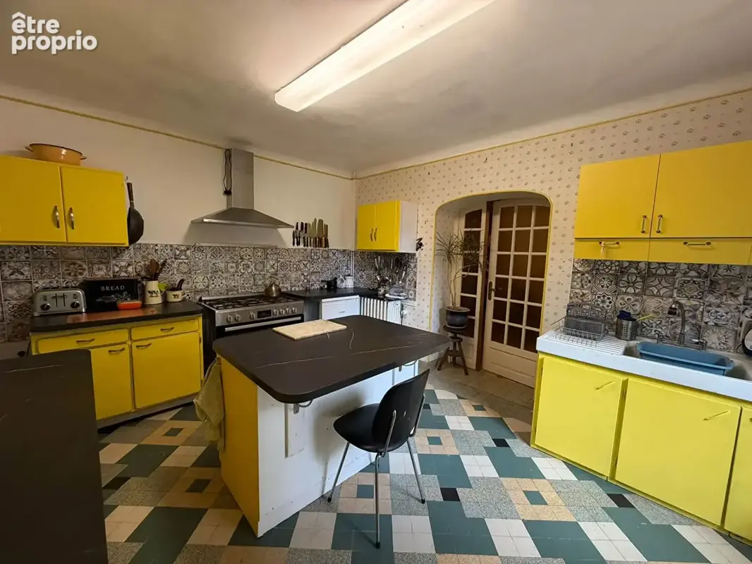 HAUTE VIENNE - Charmante maison familiale avec 5 chambres, grande grange, cour privative, verger et équipements énergétiques per - photo 5