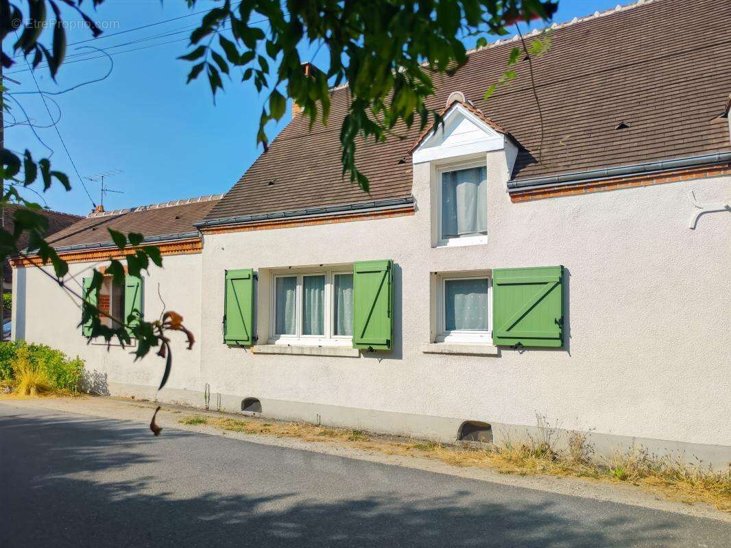 Maison à MAREAU-AUX-PRES