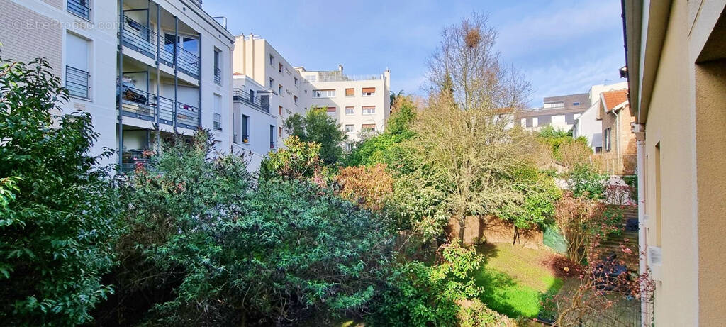 Appartement à GARCHES