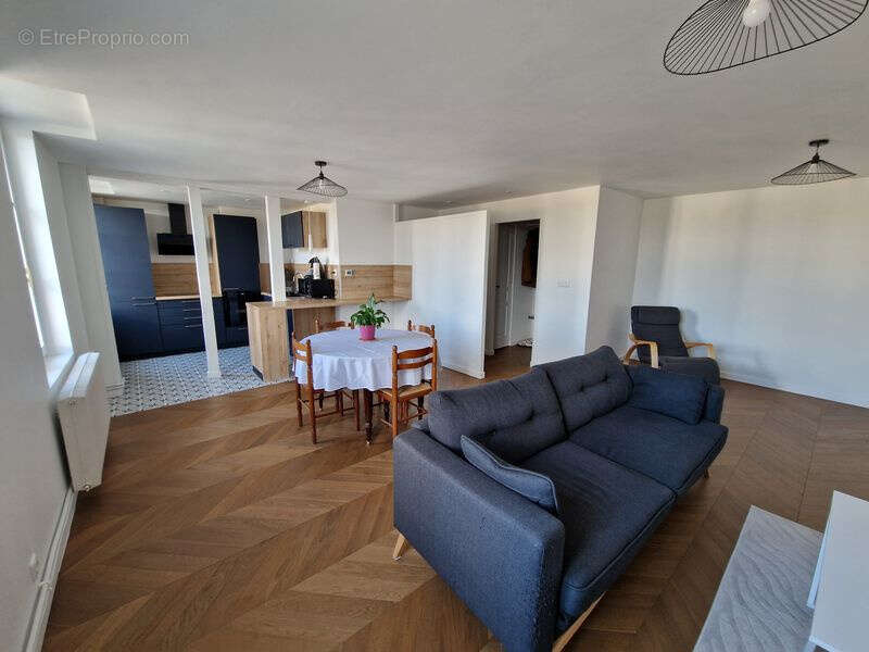 Appartement à COMPIEGNE