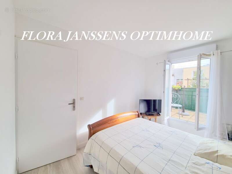 Appartement à VILLENEUVE-LA-GARENNE