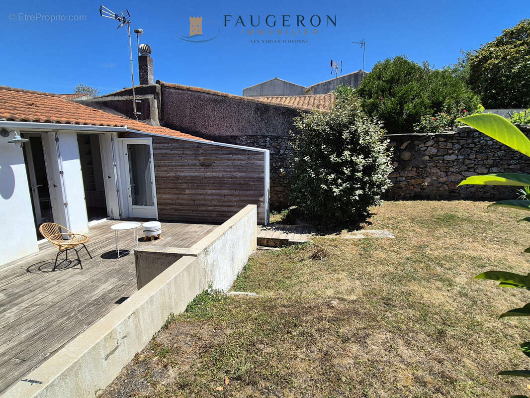 CHATEAU D'OLONNE - Accueillante Maison T2 bis + Jardin / proche Océan - photo 5