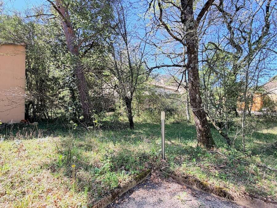 Terrain à PLAN-D'AUPS-SAINTE-BAUME