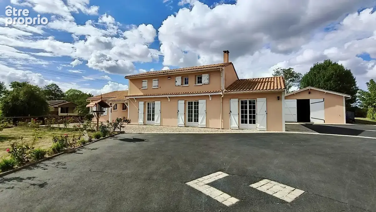 Belle maison à St Caprais de Blaye - photo 2