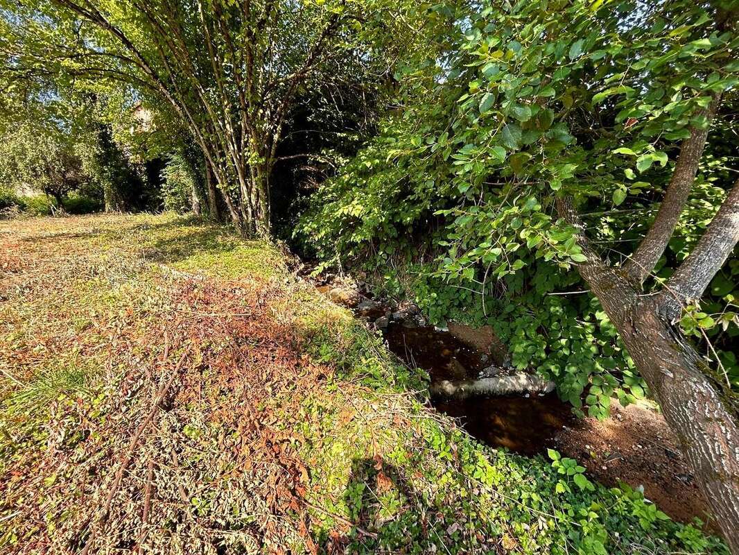 Terrain 1235 m² à Thel  - photo 5