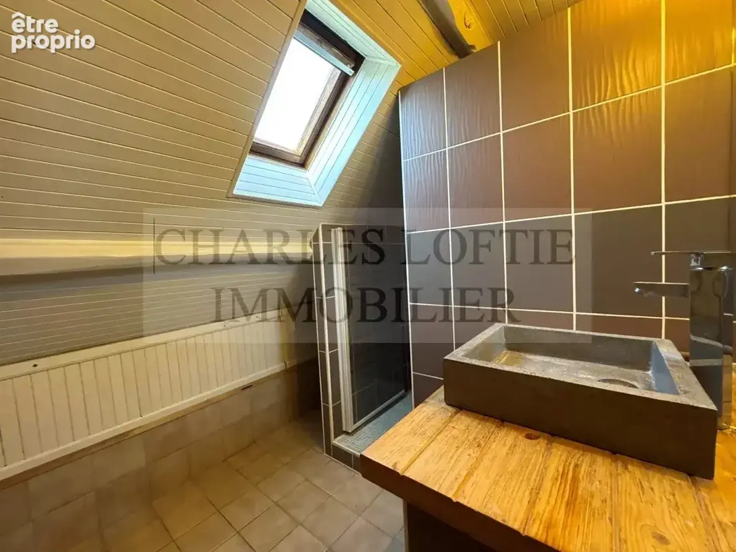 Belle propriété comprenant 2 maisons et piscine, sur 2 ha de terrain, à proximité de Cazals. - photo 13