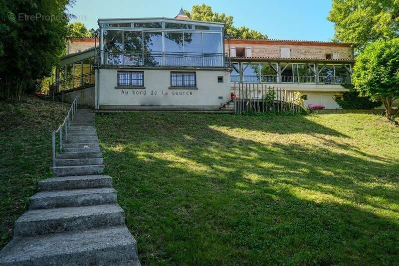 Propriete à vendre 14 pièces SAINTE LIVRADE SUR LOT (47)Sainte-Livrade-sur-Lot – Propriété de caractère à projets multiples en b - photo 11