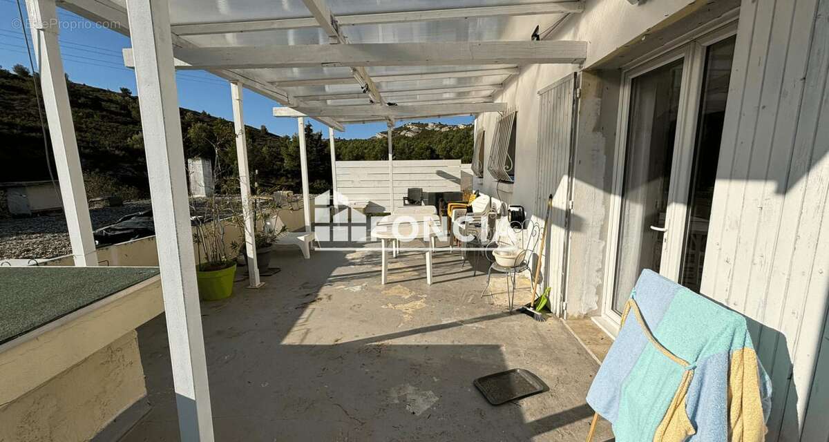 Appartement à LE ROVE