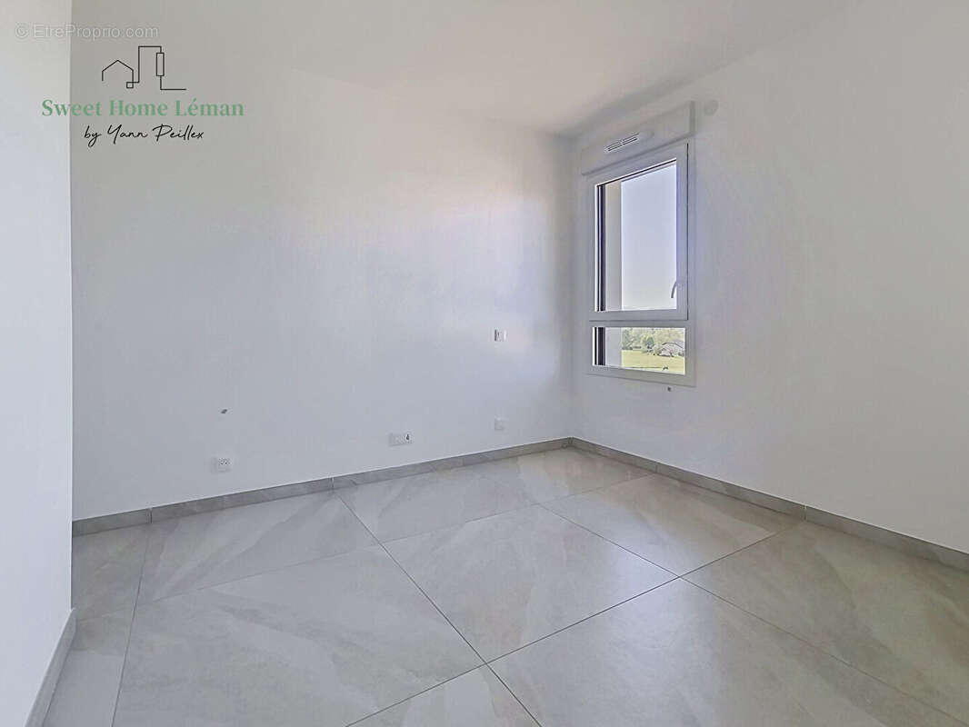 Appartement à BRENTHONNE