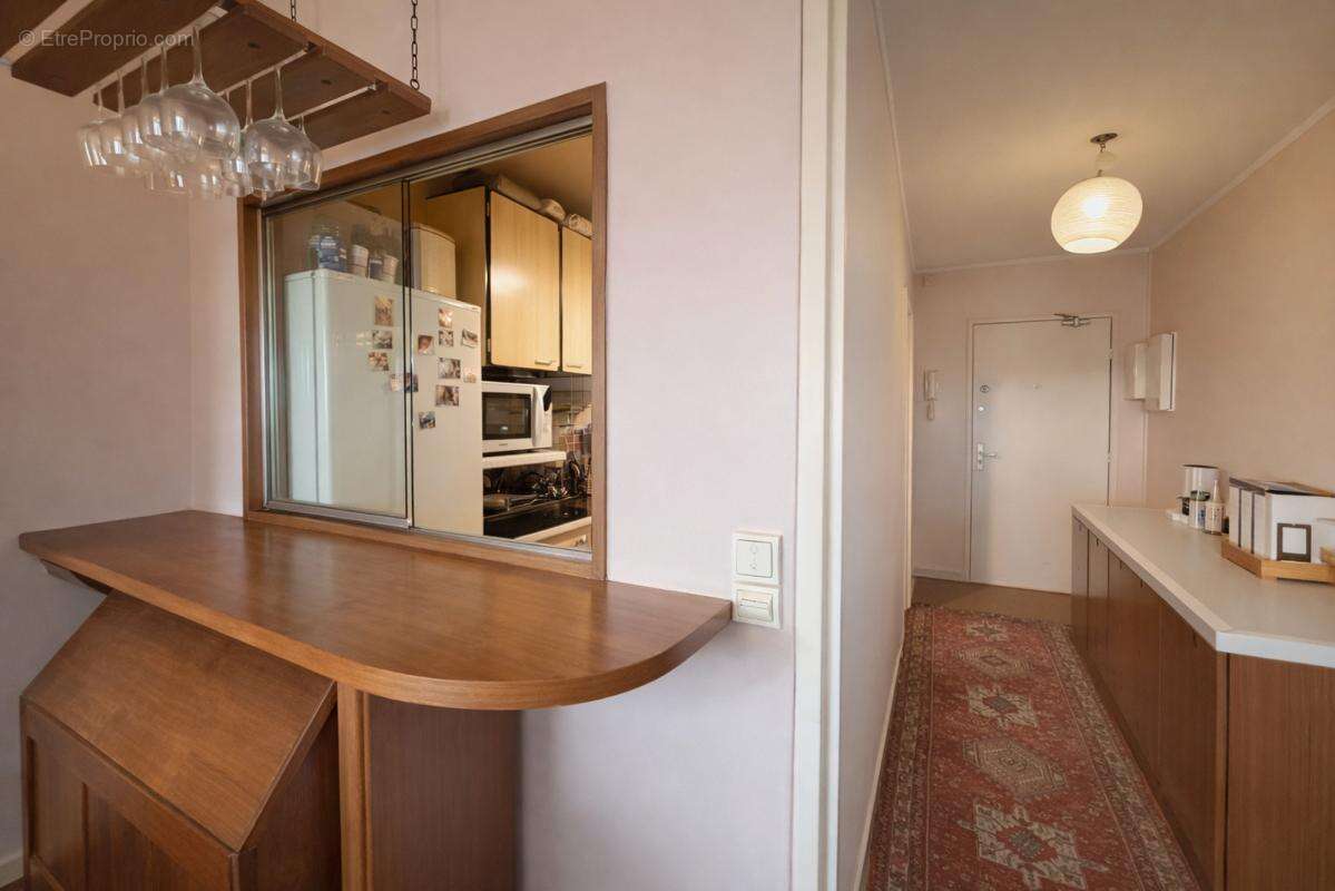 Appartement à PARIS-20E