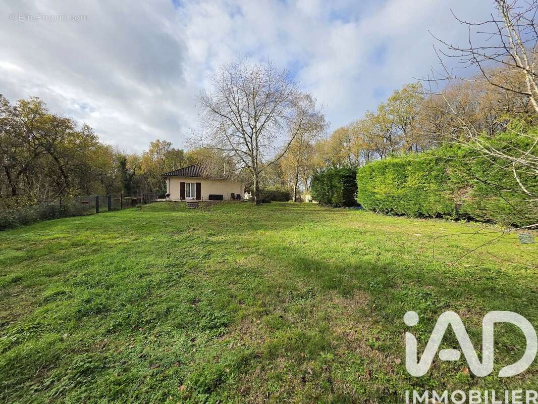 Photo 3 - Maison à PUYMOYEN