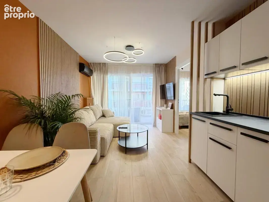  Appartement 2P, 32 m², Palm Beach Cannes – Terrasse, rénovation d'architecte, plages à 50 m - photo 2