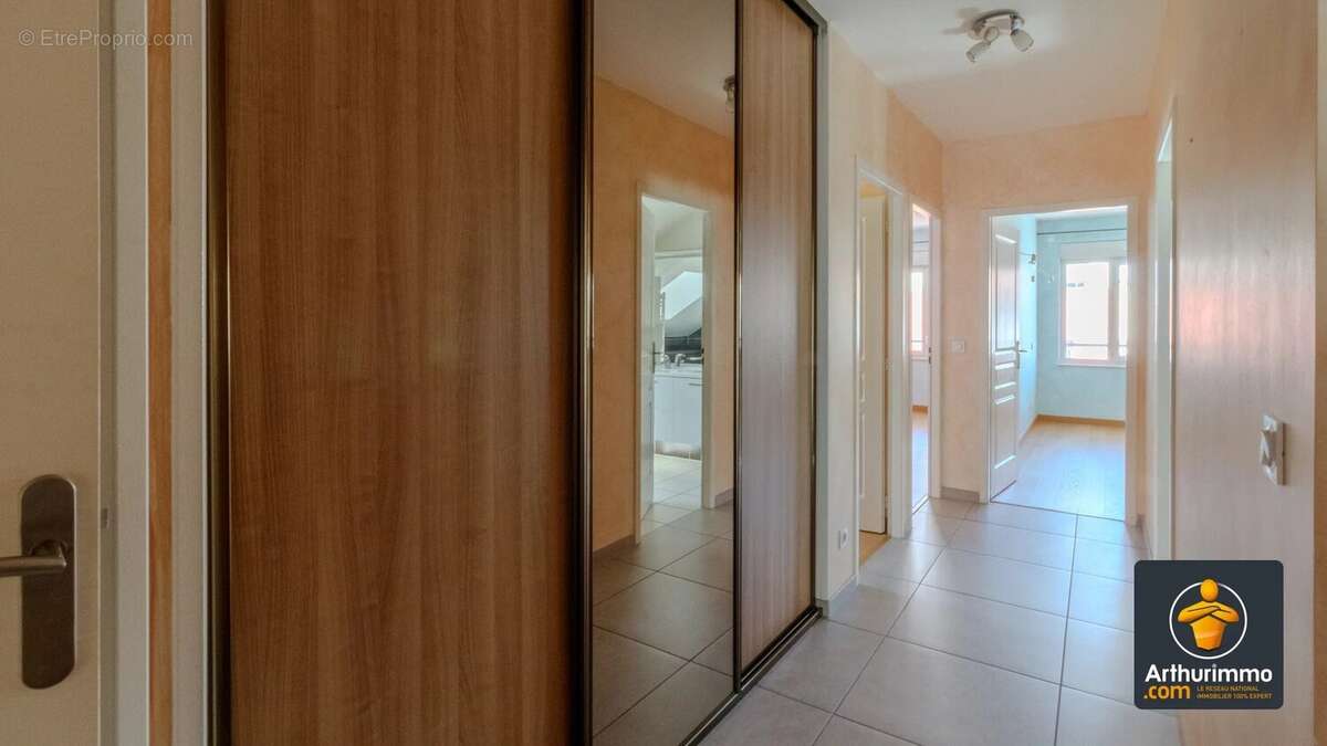 Appartement à BELLEGARDE-SUR-VALSERINE