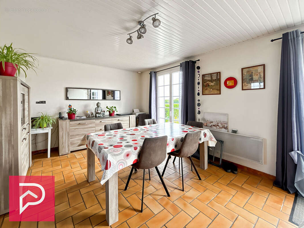 Maison à BEAUMESNIL