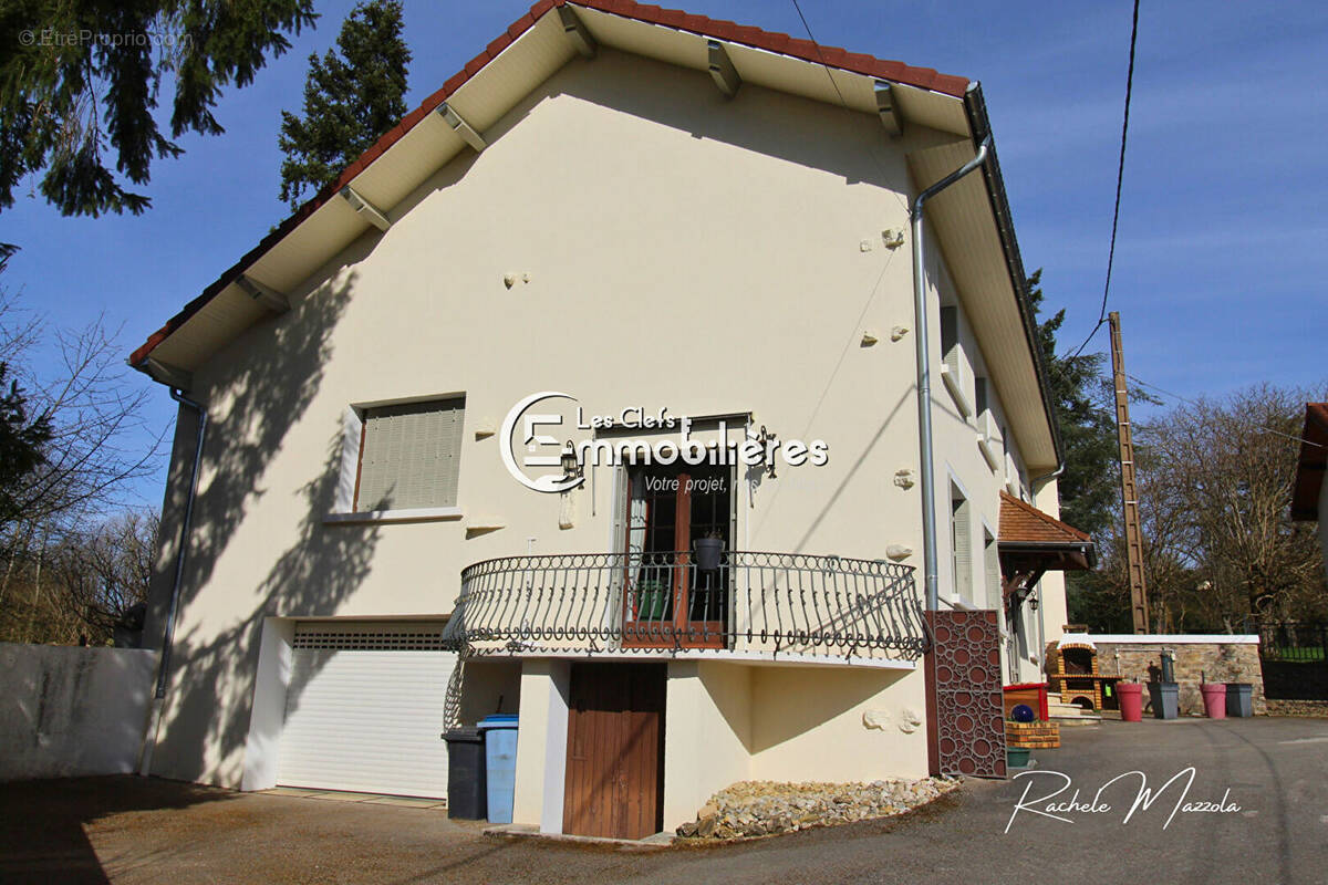 Maison à SAINT-AMOUR