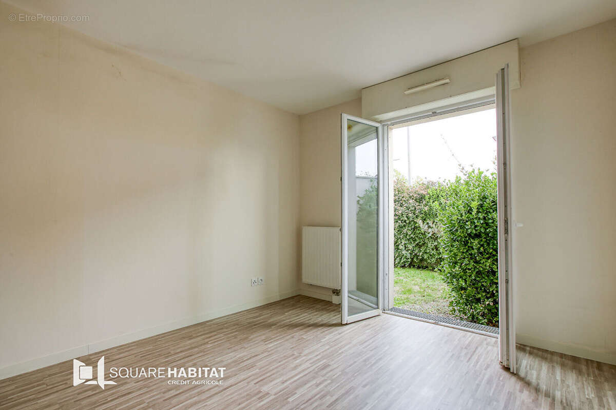 Appartement à AVRILLE