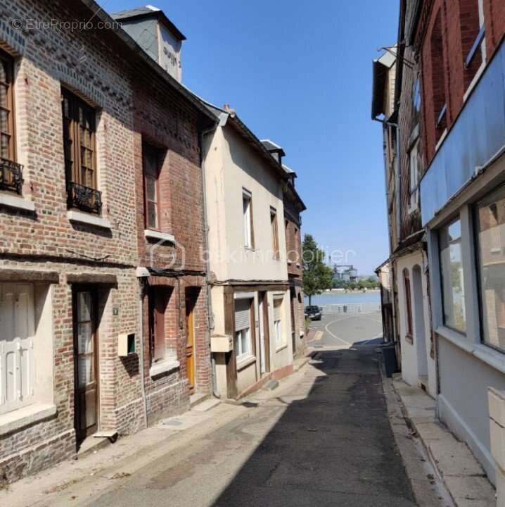 Maison à QUILLEBEUF-SUR-SEINE