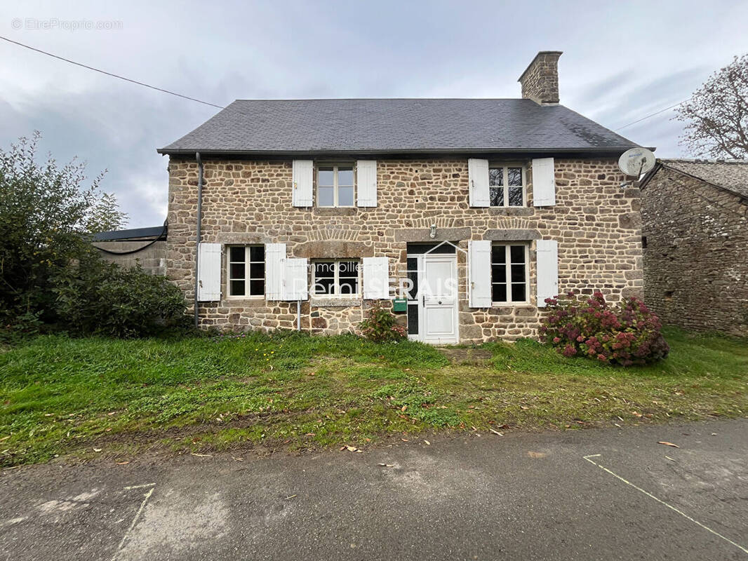 Maison à SAINT-CYR-DU-BAILLEUL