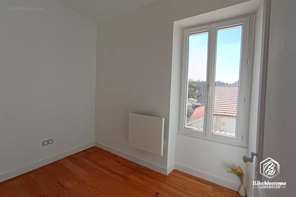 Appartement à SAUCATS