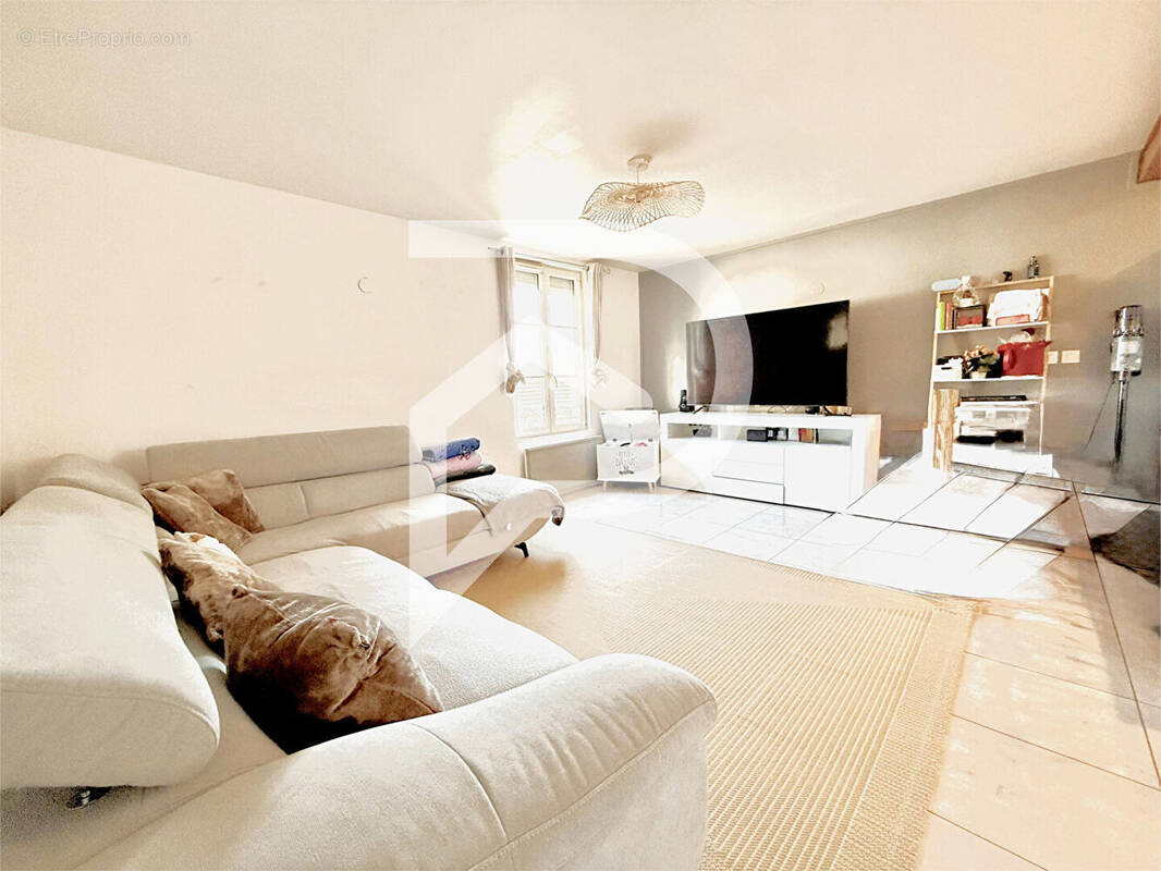 Appartement à MONTATAIRE