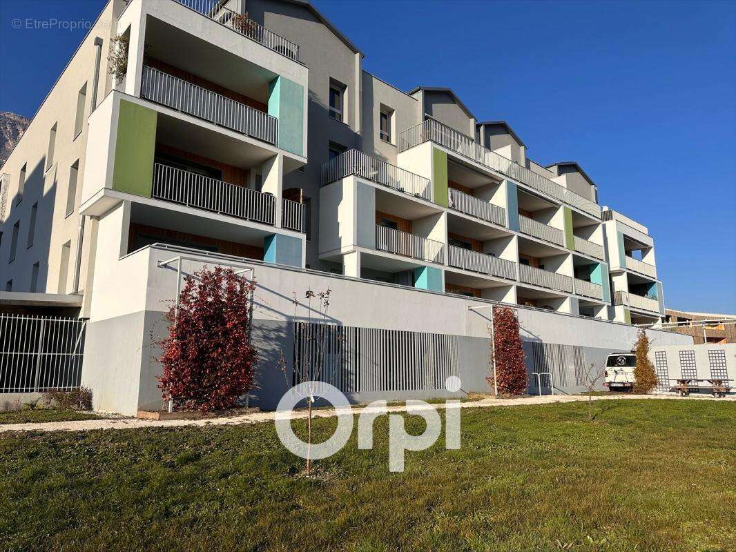 Appartement à CROLLES