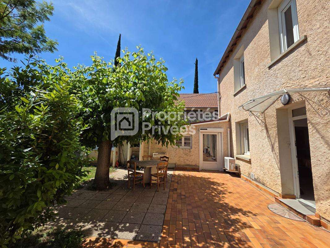 Maison à MONTELIMAR
