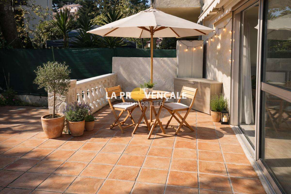 Appartement à SANARY-SUR-MER