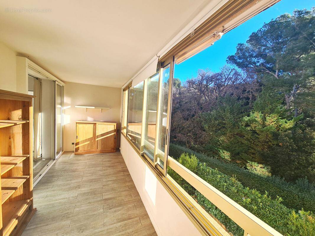 Appartement à SIX-FOURS-LES-PLAGES