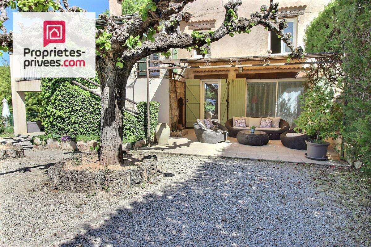 Maison à LORGUES