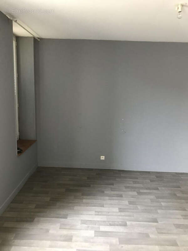 Appartement à CERCY-LA-TOUR