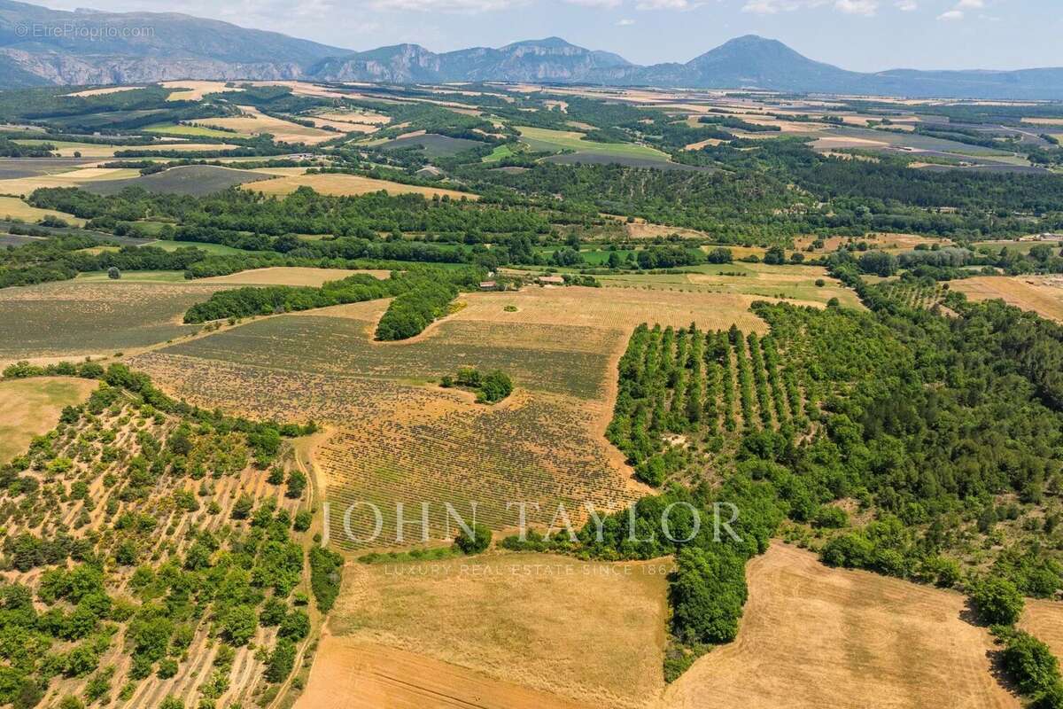 Domaine agricole à vendre à Roumoules,  Bastide Historique, Dépendances, Terres Agricoles et Ressources Naturelles - photo 14