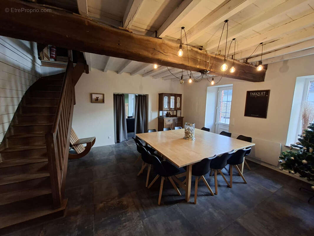 Maison à CILLY