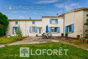 Maison à EPARGNES