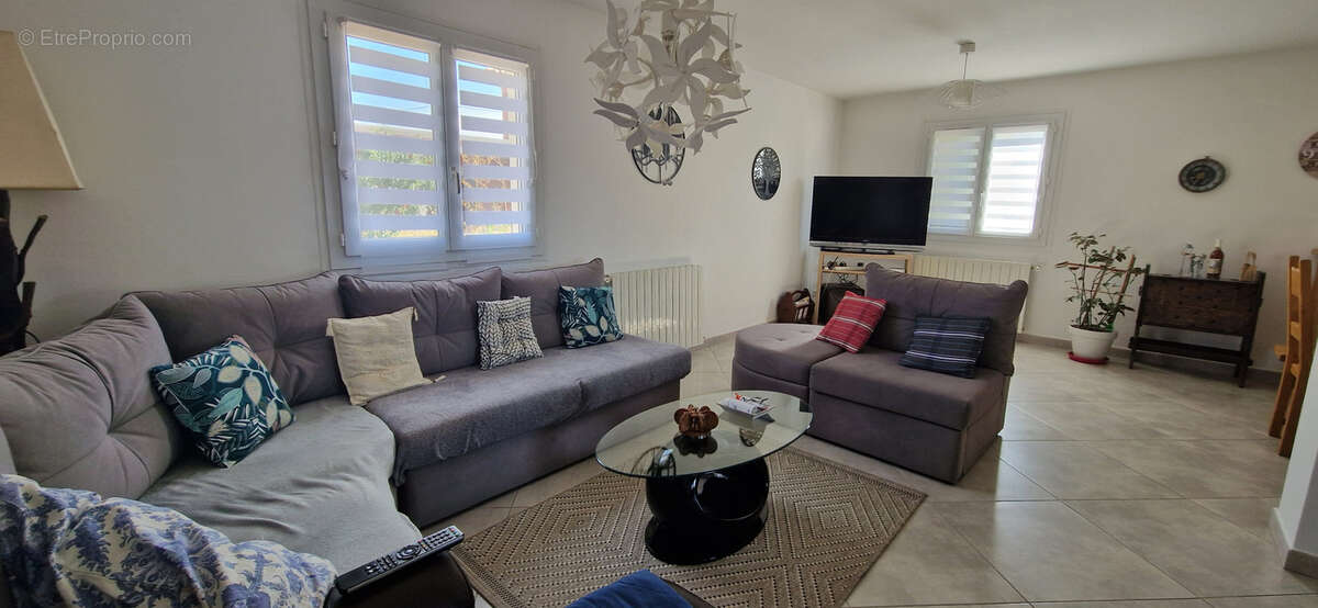 Maison à SAINT-MARTIN-DE-VALGALGUES