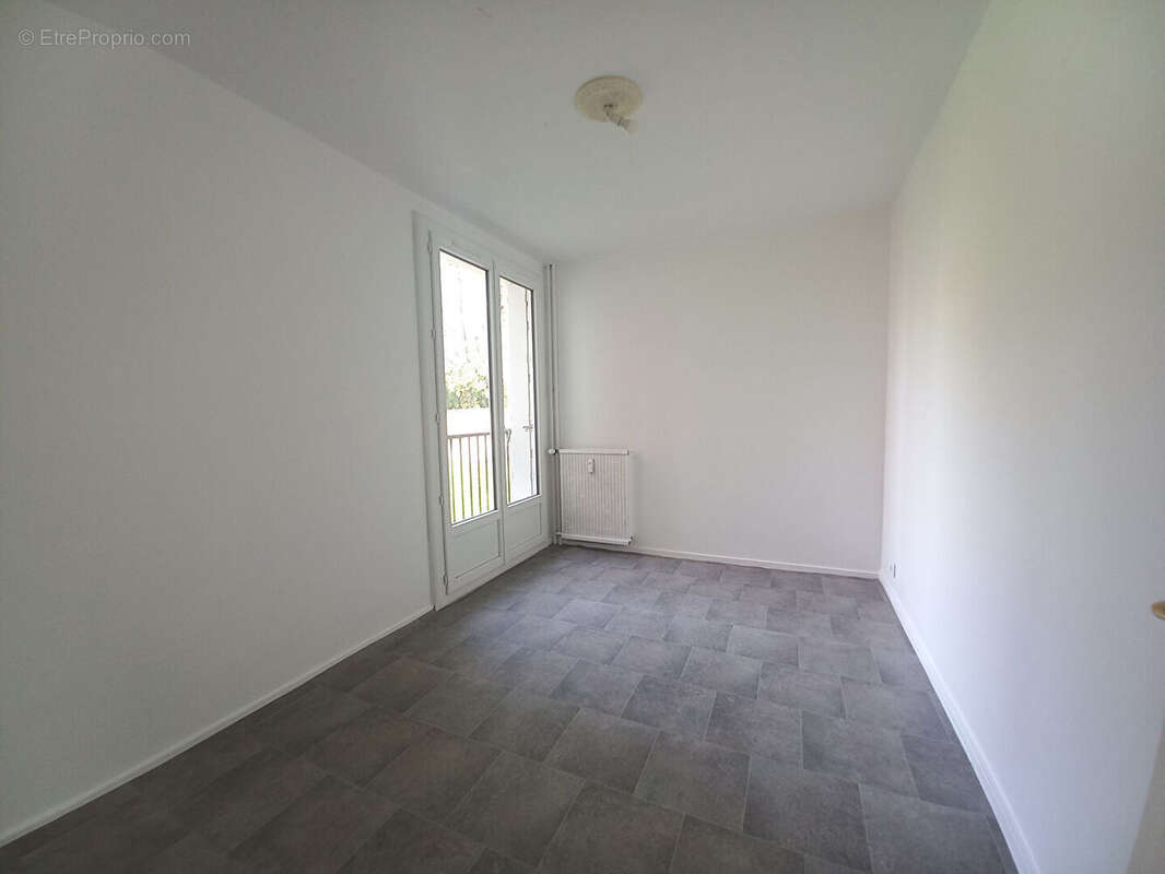 Appartement à LA FERTE-BERNARD