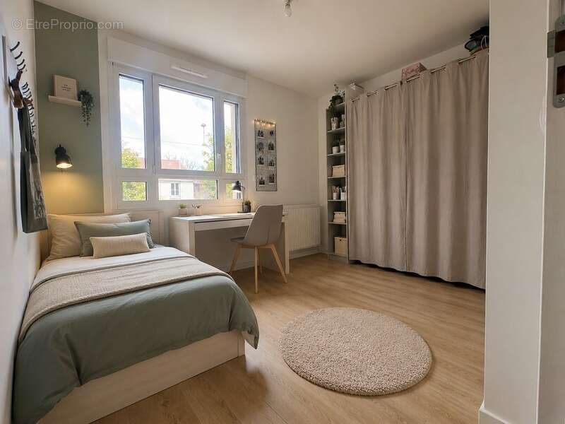 Appartement à ISSY-LES-MOULINEAUX