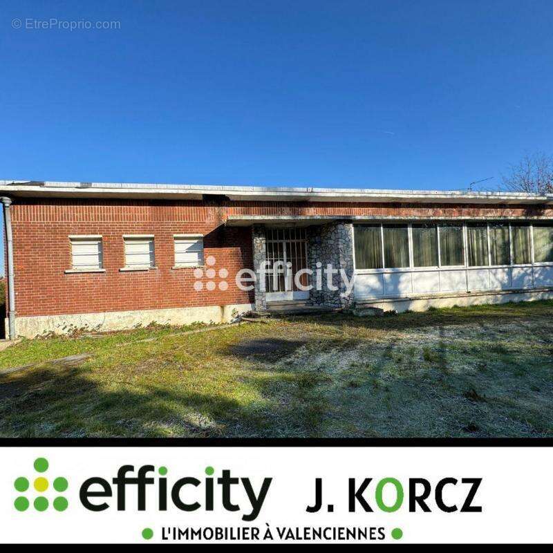 Commerce à CONDE-SUR-L&#039;ESCAUT