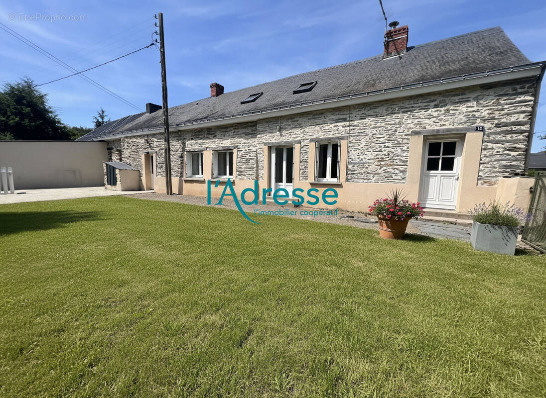 Maison à GRAND-AUVERNE