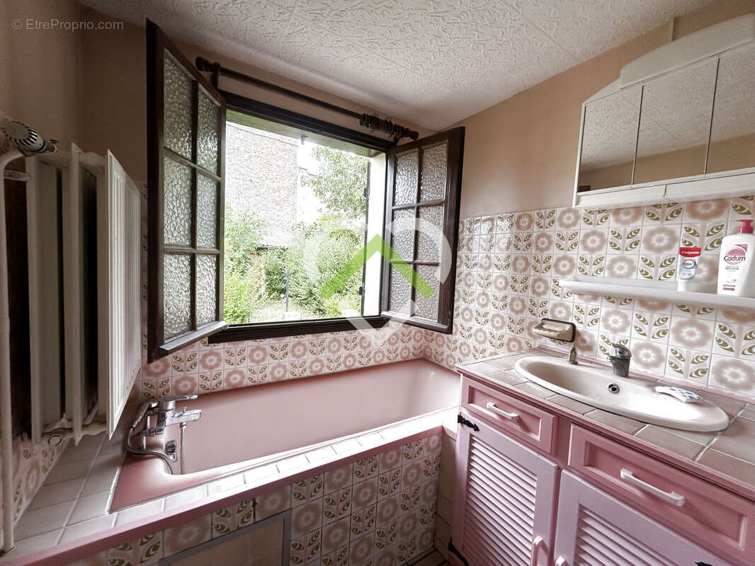 Maison à vendre Lille FIVES / HELLEMMES située sur une charmante placette au calme - photo 9