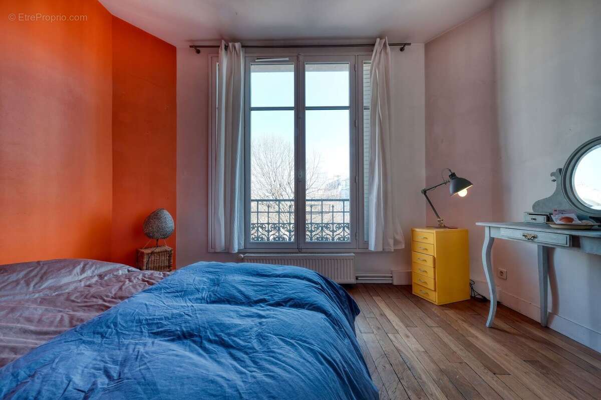 Appartement à PARIS-18E